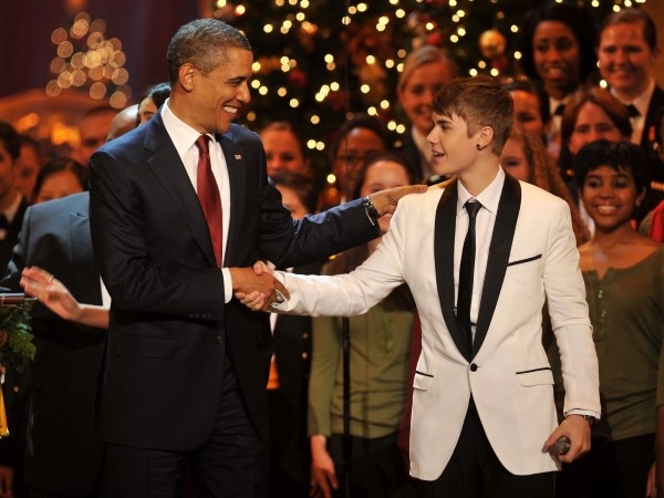 
	
	Ở đỉnh cao của sự nổi tiếng, Justin đã được diện kiến Tổng thống Mỹ Barack Obama.